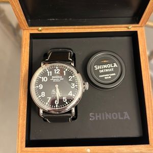 Men’s Shinola Watch THE RUNWELL 47MM